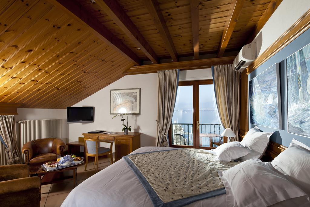 Hotel Restaurant Du Port 이브아르 외부 사진